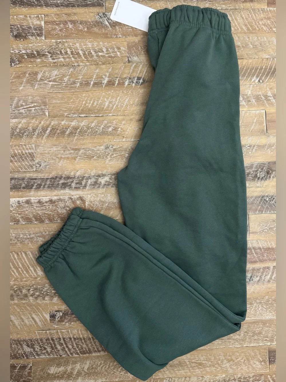 ALO Yoga Accolade Sweatpants - Clover Green - XS - NWT